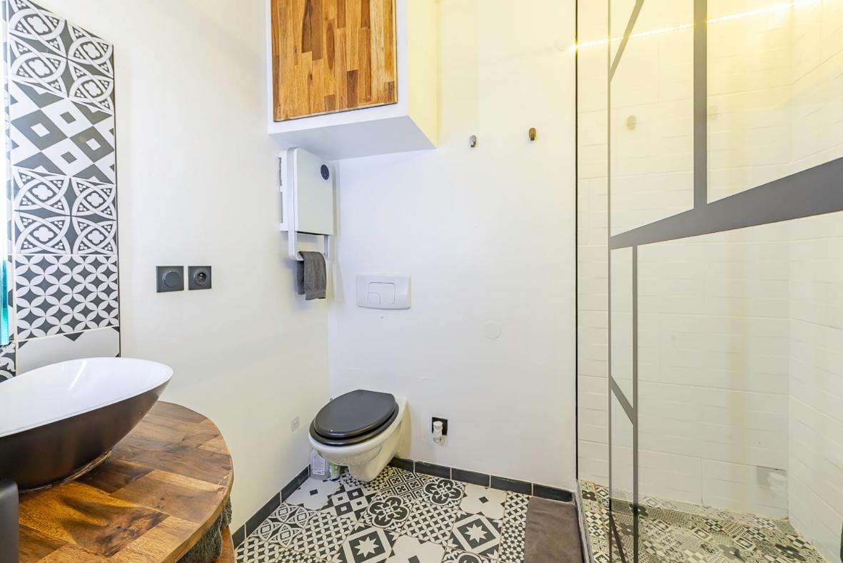 Belle Renovation Moderne Au Coeur Du Panier Marseilles